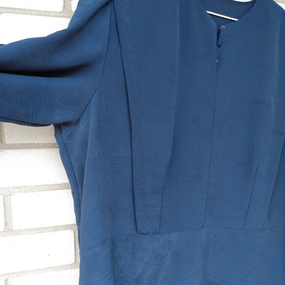 Amish Mennonite Cape Dress PLUS SIZE 48"B 41"W Navy Blue Crinkle Handmade - Picture 6 of 10